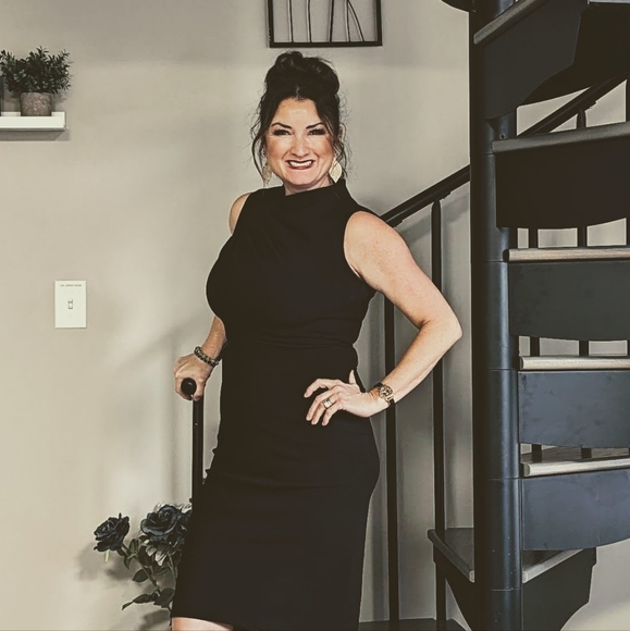 Meet your Posher, J - Picture 1 of 1